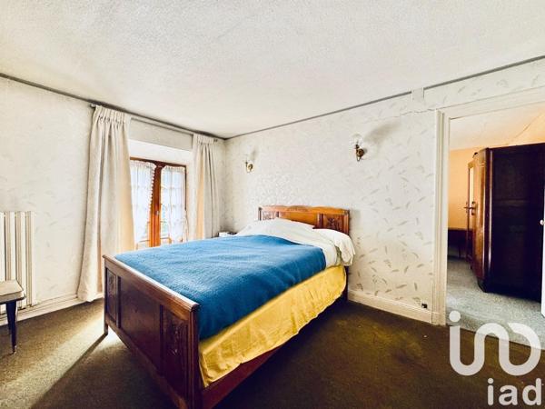 Maison de village 5 pièces de 98 m² à Mailly-Champagne (51500)