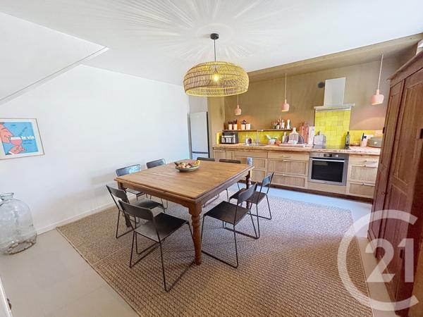 Maison à vendre  4 pièces - 105 m 2   ANGOULEME  - 16