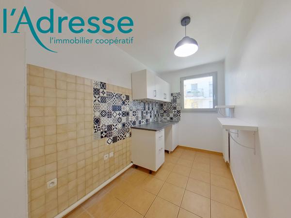 Appartement NOISIEL - 3 pièce(s) - 58 m2