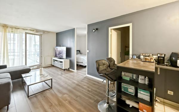 Appartement à vendre    2 pièces •  Cergy