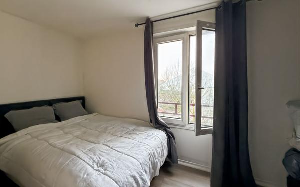 Appartement à vendre    2 pièces •  Cergy