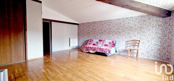 Maison à vendre 4 pièces 165 m² Villemoustaussou