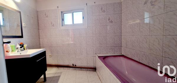 Maison à vendre 4 pièces 165 m² Villemoustaussou