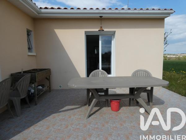 Maison à vendre 17 pièces 250 m² Rouillac