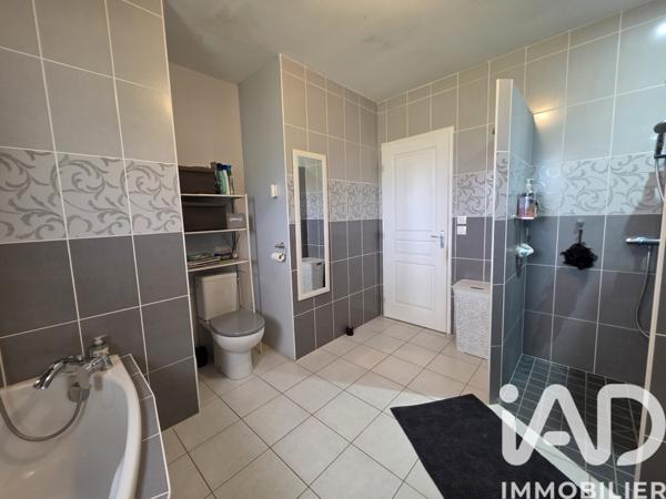 Maison à vendre 17 pièces 250 m² Rouillac