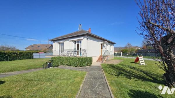 Maison 3 chambres, sur sous-sol complet sur terrain 859 m² 