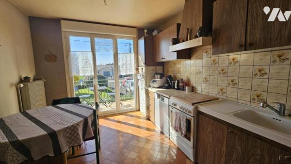 Maison 3 chambres, sur sous-sol complet sur terrain 859 m² 