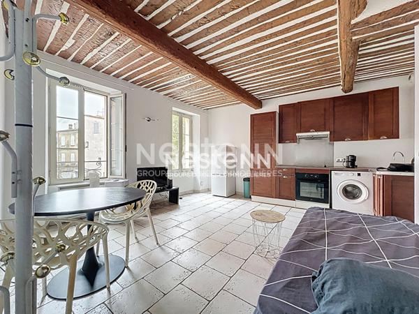 Immeuble R+3 - Vallauris - 220m² - 3 appartements - Local commercial