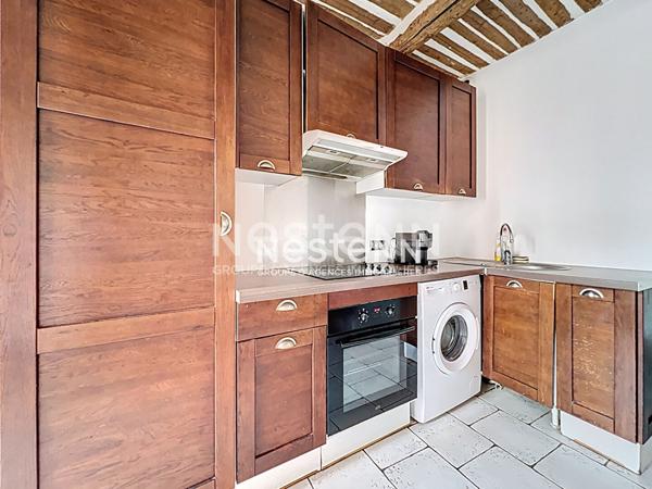Immeuble R+3 - Vallauris - 220m² - 3 appartements - Local commercial