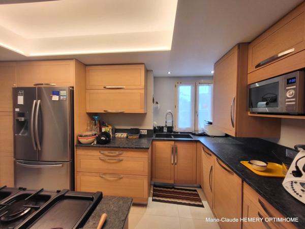 Dinard, college,plages et commerces, jolie maison de 149m² offrant sur jardin clos une véritable maison de famille