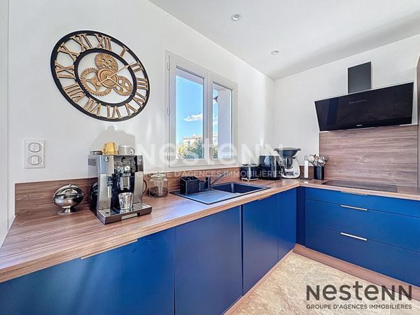 Maison neuve T4 92 m2 R+1 jardin paysager à Trets vue Sainte Victoire