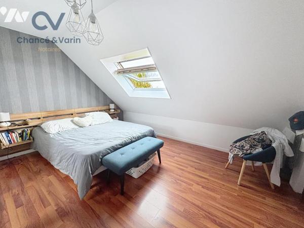 VILLERVILLE Sur les hauteurs Maison 4 chambres dont 1 au rez-de-chaussée ave salle d'eau