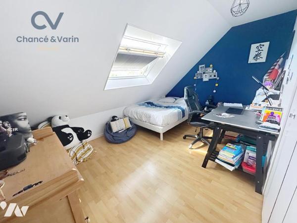VILLERVILLE Sur les hauteurs Maison 4 chambres dont 1 au rez-de-chaussée ave salle d'eau