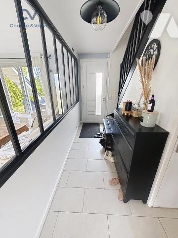 VILLERVILLE Sur les hauteurs Maison 4 chambres dont 1 au rez-de-chaussée ave salle d'eau
