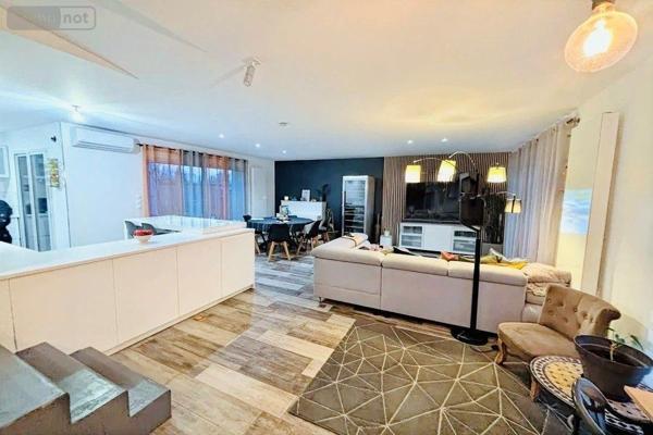 Maison à vendre à Bruges en Gironde (33520), ref : 013/346   
La vache