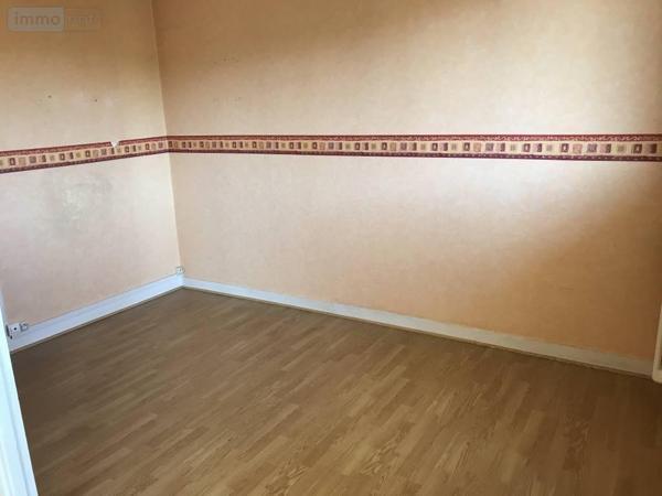 Appartement à louer à Pont-de-l'Arche dans l'Eure (27340), ref : 27063-L288