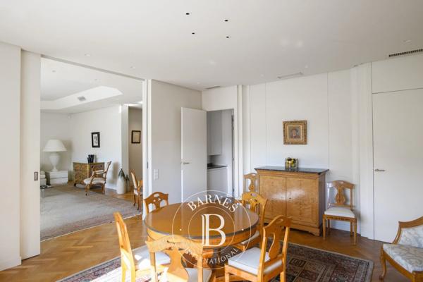 Marseille 8ème, Appartement 3 Chambres -  218 m² à vendre