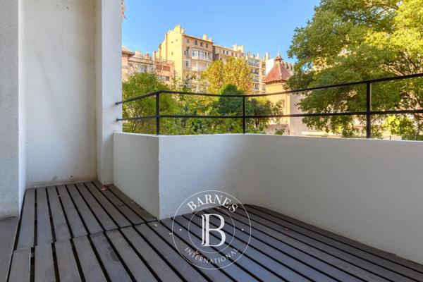 Marseille 8ème, Appartement 3 Chambres -  218 m² à vendre