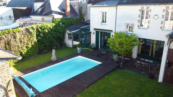 Maison 8 pièces 284.91 m2