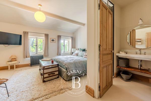 Saint-Rémy-de-Provence, Propriété 6 Chambres -  530 m² à vendre