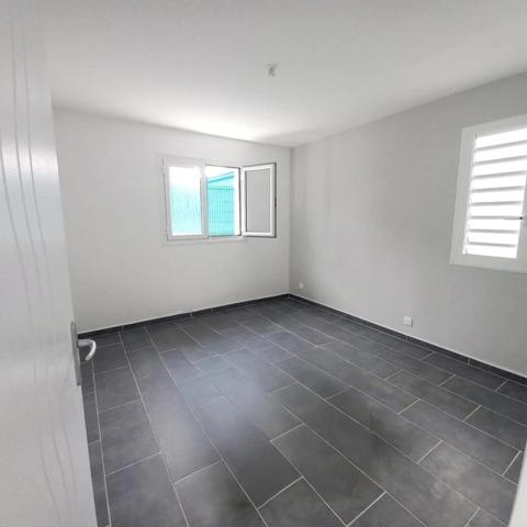 Maison neuve, 3 pièces, plain pied, à vendre SAINTE ANNE (971), GUADELOUPE, piscine et clôturée