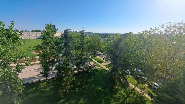 APT TYPE 5 AMBIANCE ROOFTOP / 2 TERRASSES  2x40M²