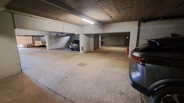 APT TYPE 5 AMBIANCE ROOFTOP / 2 TERRASSES  2x40M²