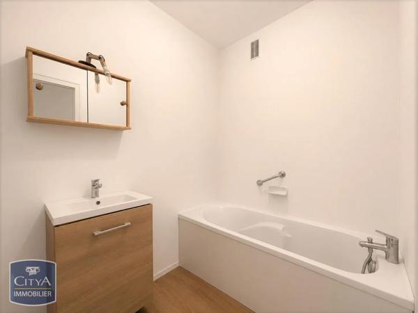 Appartement à louer 3 pièces 68.69m² Le Bouscat (33110)