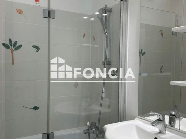 Location Appartement 5 pièces 80.3 m² - MOULIN D'AMBOILE Sucy En Brie 94370