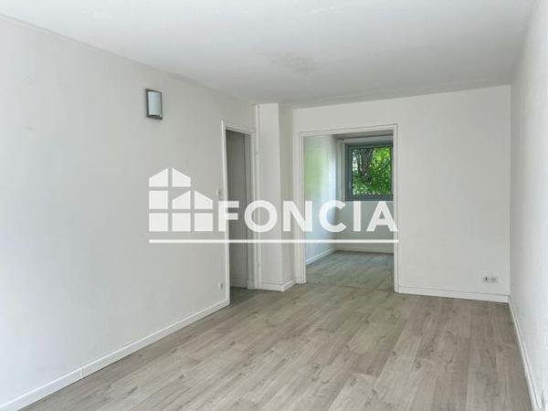 Location Appartement 5 pièces 80.3 m² - MOULIN D'AMBOILE Sucy En Brie 94370