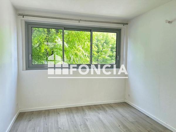 Location Appartement 5 pièces 80.3 m² - MOULIN D'AMBOILE Sucy En Brie 94370