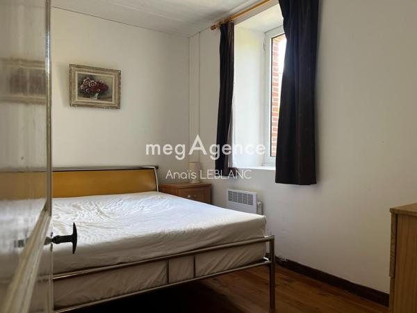 Maison à HAMBERS, 53160 - 4 pièces 105m²