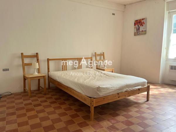 Maison à HAMBERS, 53160 - 4 pièces 105m²