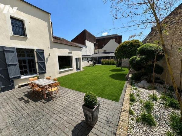 Maison à vendre à SAINT-OMER dans le Pas de Calais (62).

Beaucoup de charme et de cachet pou...