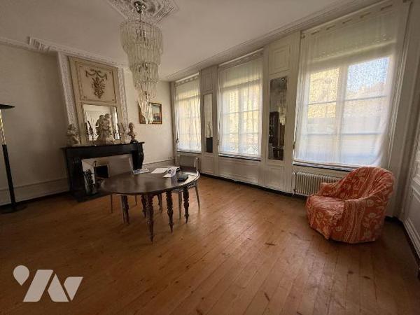 Maison à vendre à SAINT-OMER dans le Pas de Calais (62).

Beaucoup de charme et de cachet pou...