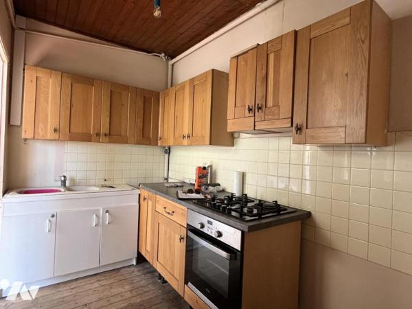 Maison individuelle à usage d'habitation édifiée sur vide sanitaire