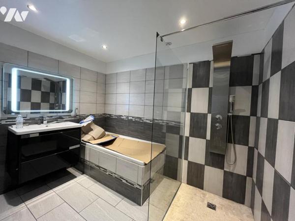 Maison individuelle à usage d'habitation édifiée sur vide sanitaire