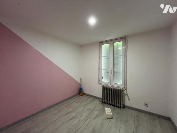 Maison individuelle à usage d'habitation édifiée sur vide sanitaire