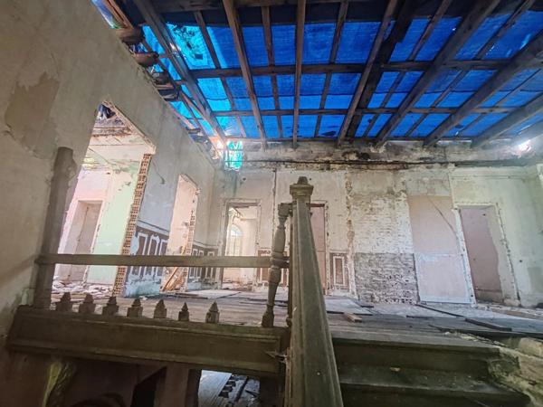 Vente                                                      Immeuble
                        
                                         400 m2                     à Draveil
