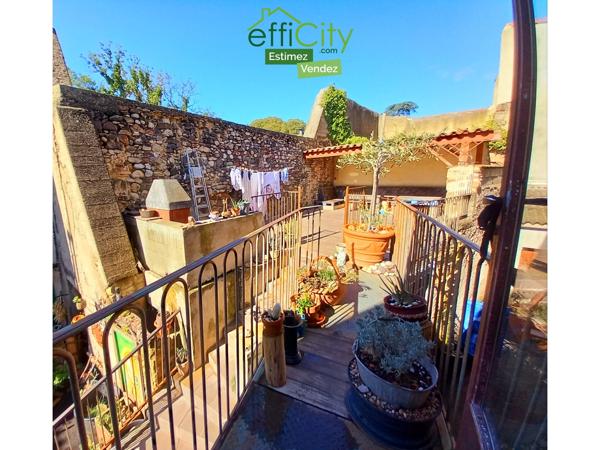 Immeuble 9 pièces - 250 m²