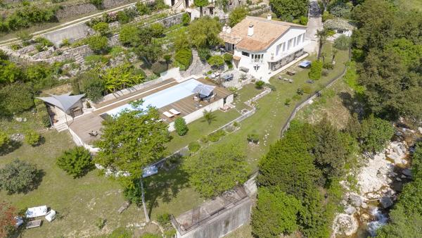 Propriété d' Exception à VENCE