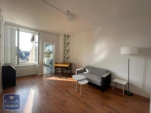 Appartement à louer 2 pièces 38m² Blois (41000)