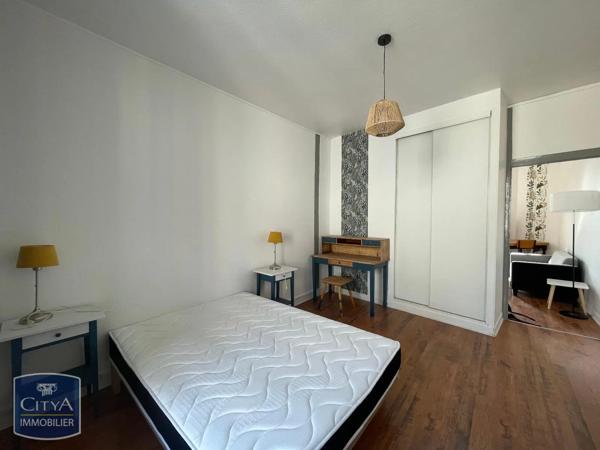 Appartement à louer 2 pièces 38m² Blois (41000)