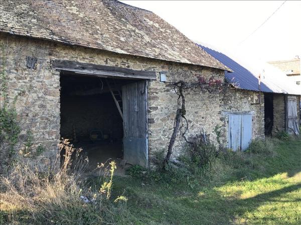Grange à vendre |  Voutezac |  1 pièce | 140 m²