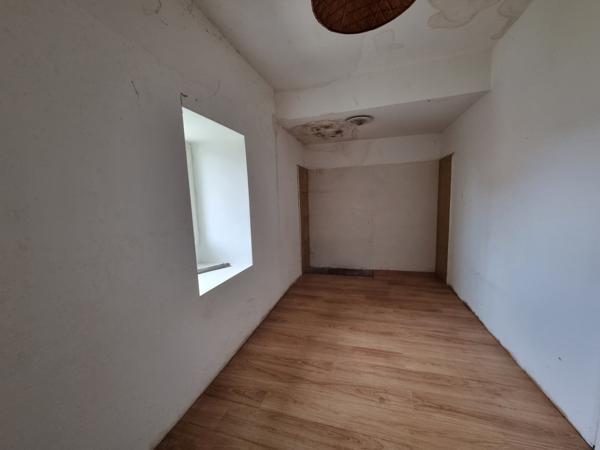 Maison  5 pièce(s)  3 chambre(s)  104 m²