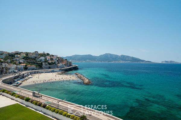 Dernier étage face à la mer – Jardin suspendu de 500 m² – Résidence de Prestige -Marseille
