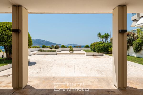 Dernier étage face à la mer – Jardin suspendu de 500 m² – Résidence de Prestige -Marseille