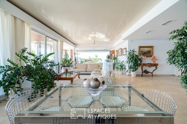 Dernier étage face à la mer – Jardin suspendu de 500 m² – Résidence de Prestige -Marseille