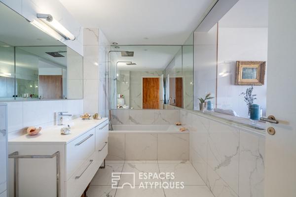 Dernier étage face à la mer – Jardin suspendu de 500 m² – Résidence de Prestige -Marseille