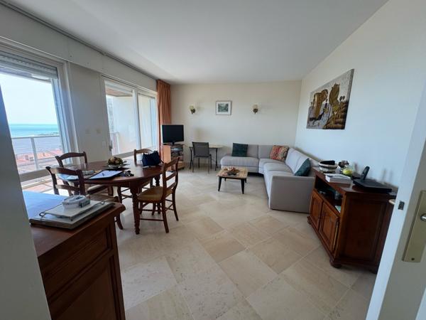 Appartement 3 pièce(s) 2 chambre(s) 65.8 m²